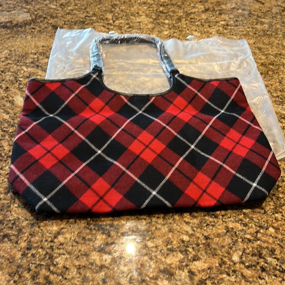 NWT Victoria Secret Red Black and White Plaid Bag - Picture 3 of 9